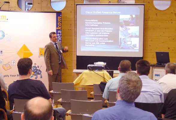 Bild: thetakom.Dialog 2009 - Die neuesten Trends und Chancen bei Unified Communications