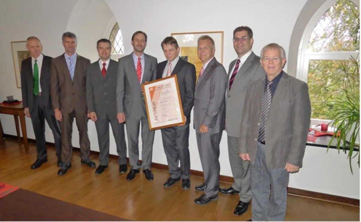 Zertifikatsübergabe an die H.C. Starck GmbH durch GUTcert