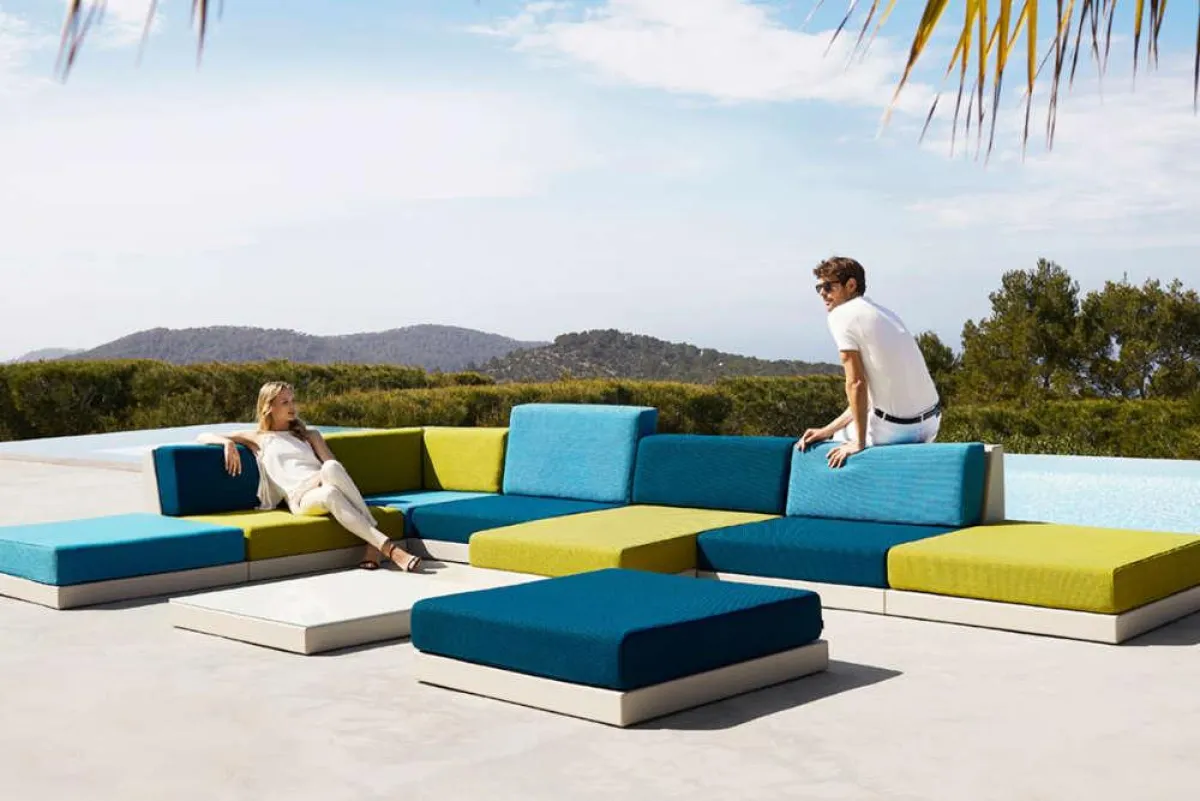 Modulare Möbelsysteme gehören zu den Outdoor Trends 2020.