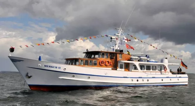 Bild: Sylter Reederei Adler-Schiffe kauft Motoryacht „Merkur II“ der HSH Nordbank