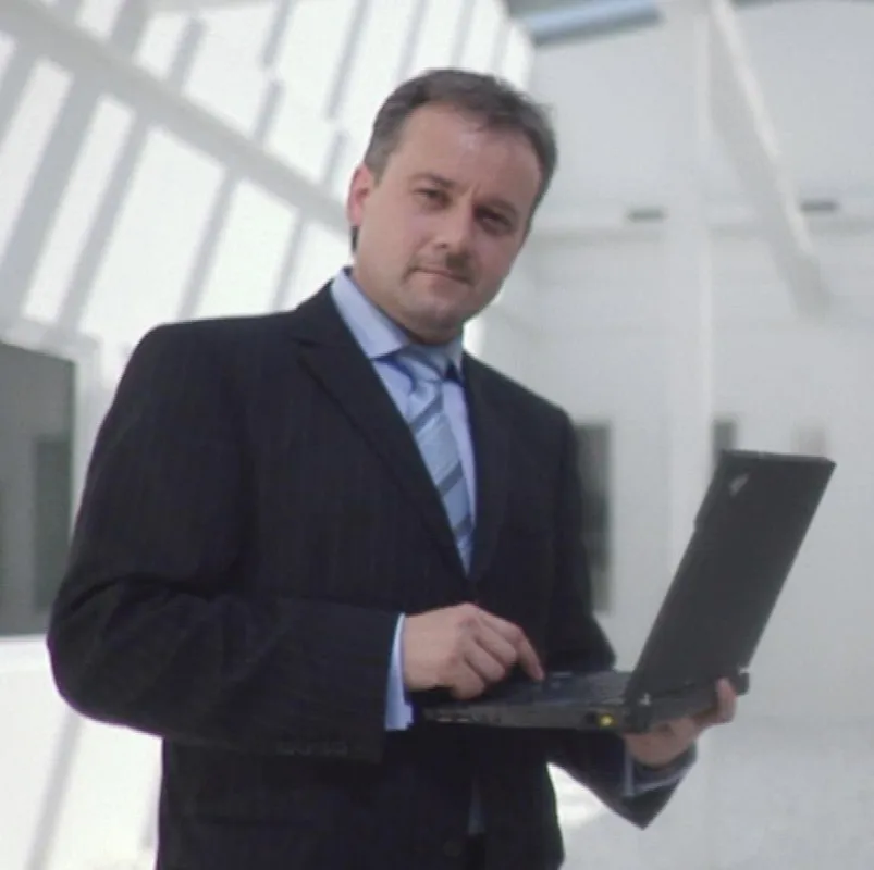 Uwe Kutschenreiter, Vorstand oxaion ag