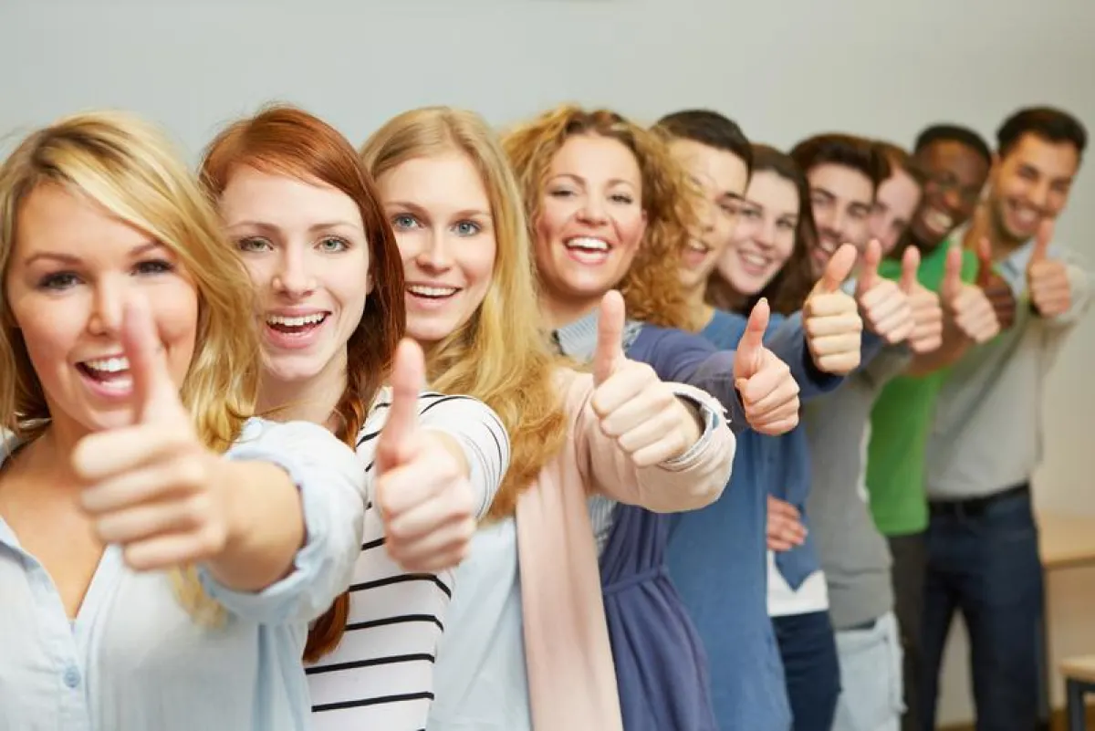 Thumbs up: The project “InProTUC” will be extended until 2019. (FOTOLIA/Robert Kneschke)