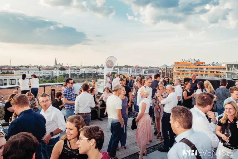 Bild: Firmenevents für große Teams – Perfekte Ideen für jede Jahreszeit