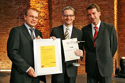 4. European Satellite Navigation Competition: ubinam gewinnt den Spezialpreis des DHL Innovation Centers Bild: 4. European Satellite Navigation Competition: ubinam gewinnt den Spezialpreis des DHL Innovation Centers