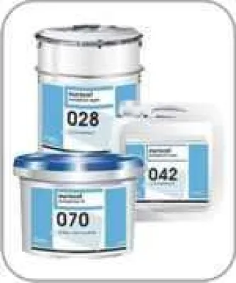 Die Behandlung von Böden mit Vorstrichen Bild: Die Behandlung von Böden mit Vorstrichen