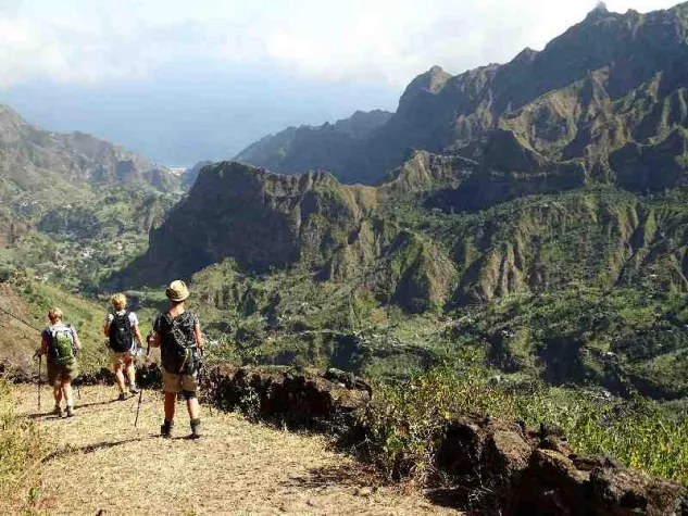 Slow Travel auf den Kapverden - 3-wöchige Rundreise und "no Stress" Bild: Slow Travel auf den Kapverden - 3-wöchige Rundreise und "no Stress"