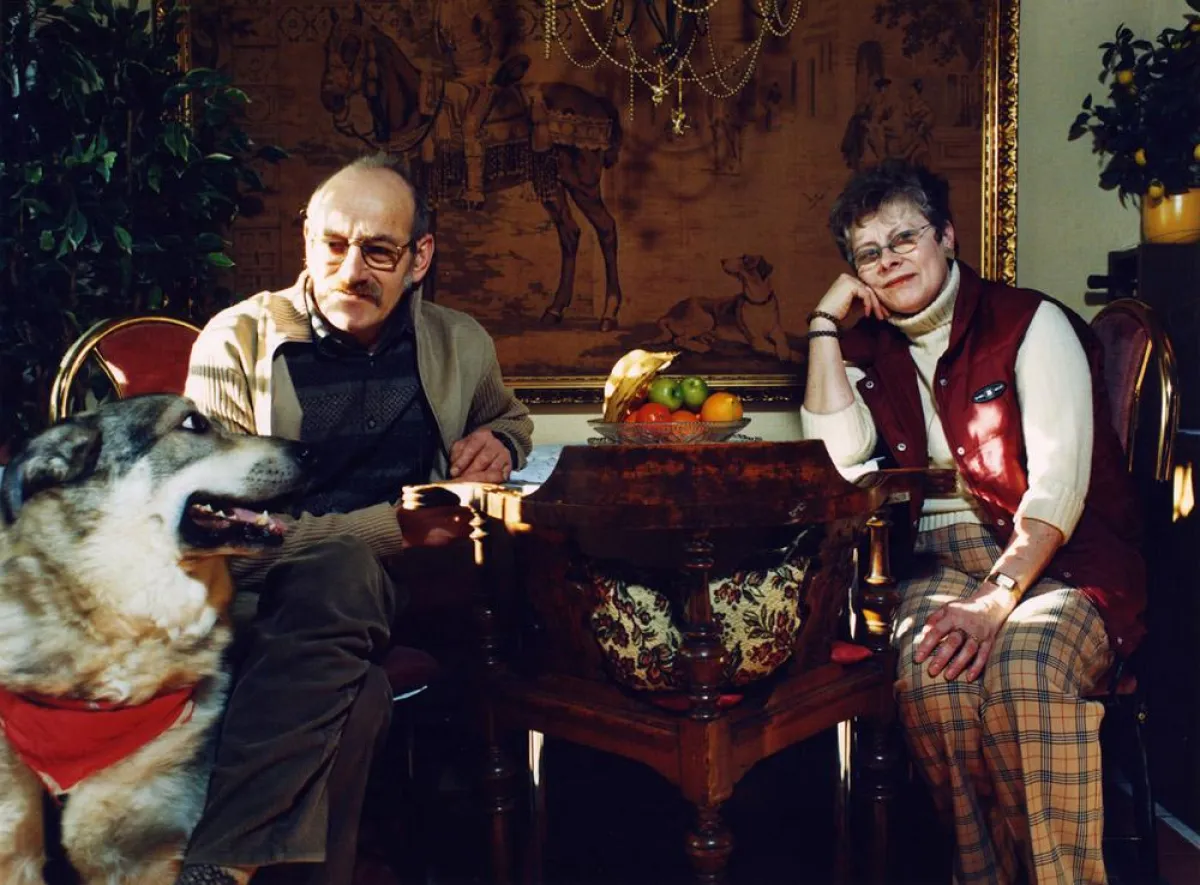 Paar mit Hund - Ulrich Hagel / C-Print, 40x50 cm, 2003