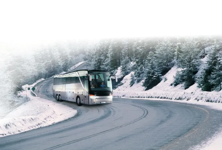 Bild: Maximale Verkehrssicherheit auch auf winterlichen Straßen