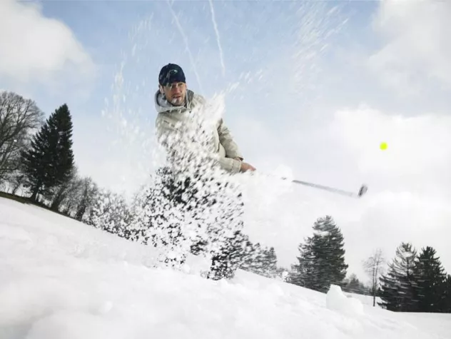 Golfen im Winter – cooler Sport für weiße Tage Bild: Golfen im Winter – cooler Sport für weiße Tage