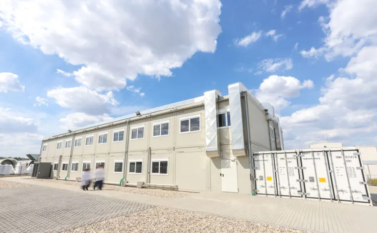 Bild: Spezial-Laborcontainer von ELA für UPM Biochemicals