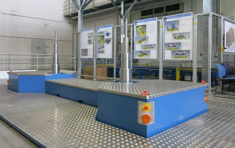Mehr Flexibilität in der Produktion durch selbstfahrende Transportfahrzeuge Bild: Mehr Flexibilität in der Produktion durch selbstfahrende Transportfahrzeuge