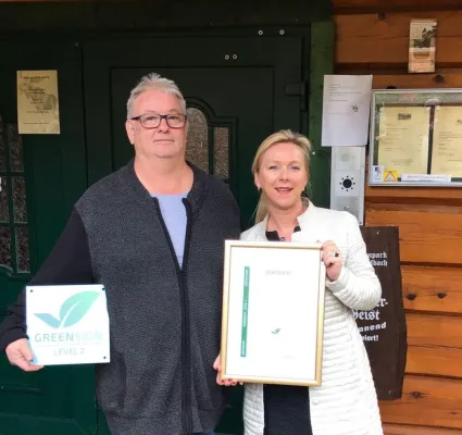 HGK-Mitglied Ferienpark Merkelbach im Ostharz erhält Nachhaltigkeits-Zertifizierung GreenSign Bild: HGK-Mitglied Ferienpark Merkelbach im Ostharz erhält Nachhaltigkeits-Zertifizierung GreenSign