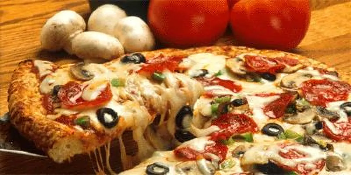 Pizza Eigenbau mit viel Käse