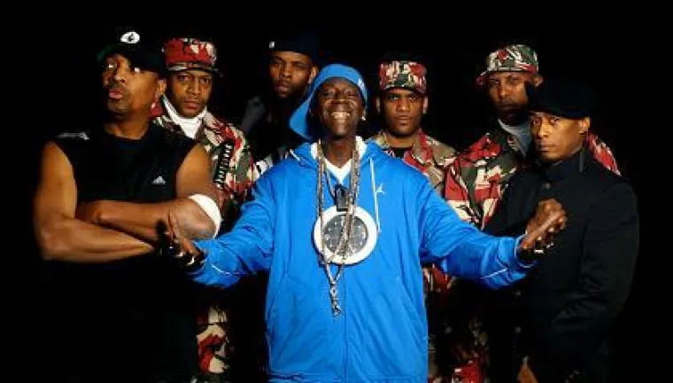 Bild: Public Enemy inklusive MTV-Promi Flavor Flav präsentieren Best-Of-Programm mit Live-Band