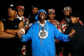 Public Enemy inklusive MTV-Promi Flavor Flav präsentieren Best-Of-Programm mit Live-Band Bild: Public Enemy inklusive MTV-Promi Flavor Flav präsentieren Best-Of-Programm mit Live-Band