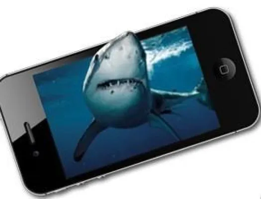 Bild: arktis.de legt nach: Zur IFA kommt der 3D-Rahmen fürs iPhone - 3D-Filme gucken ohne Brille