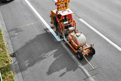 EDEL FAHRBAHNMARKIERUNG verstärkt weiter den Vertrieb Bild: EDEL FAHRBAHNMARKIERUNG verstärkt weiter den Vertrieb