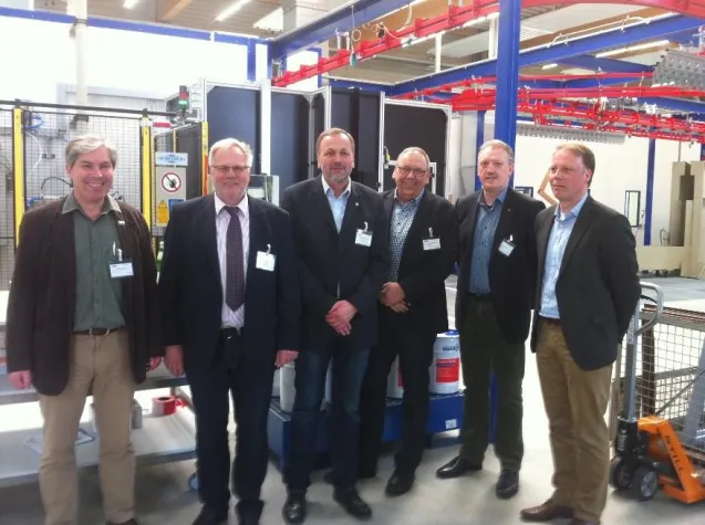 Bild: Neue Entwicklungen vor Ort testen: Meisterteam-Beirat informiert sich bei Remmers