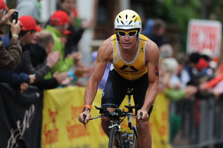 Bild: Profi-Triathlet und Hannoveraner Jan Raphael startet beim einzigen Gebirgstriathlon im Norden