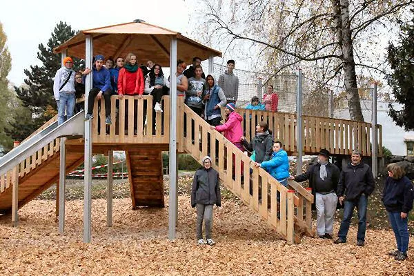 Ein neuer Kletterturm für alle Kinder Bild: Ein neuer Kletterturm für alle Kinder