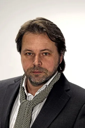 Bild: Die Marken-Architekten holen mit Dr. Dr. Wagner Neukunden im Gesundheitsbereich