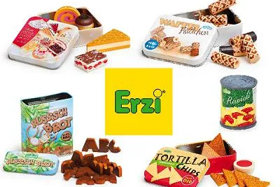 Bild: Kaufladenzubehör aus Holz von Erzi. Die neuen Produkte sind bei deinholzbiber erhältlich