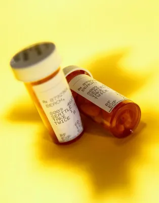 Nebenwirkungen von Medikamenten deutlich reduzierbar - gendiagnostisches Verfahren dient als Grundlage für individuelle Medikation Bild: Nebenwirkungen von Medikamenten deutlich reduzierbar - gendiagnostisches Verfahren dient als Grundlage für individuelle Medikation