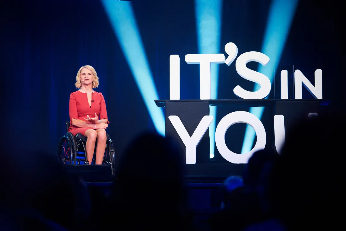 Vortragsrednerin Marion Bender spricht über Veränderung, Change und Motivation (© Marion Bender)