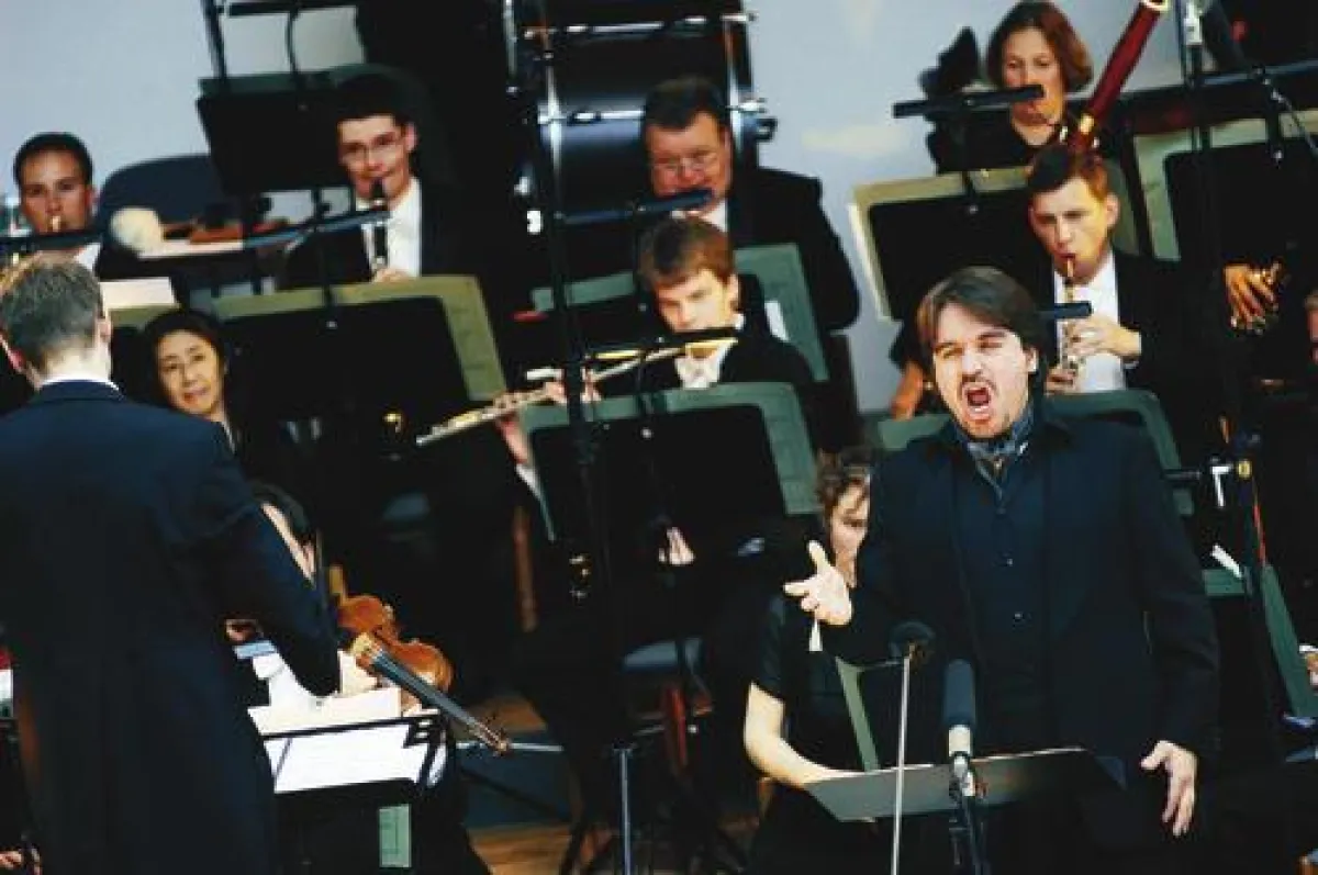 Open Air Operngala 2008 mit Xavier Moreno und den Mitgliedern des Nationaltheater Mannheim Orchesters