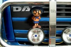 Gesucht: „Das beliebteste Fernfahrer-Maskottchen“: TruckScout24, DKV und Fernfahrer starten gemeinsamen Wettbewerb Bild: Gesucht: „Das beliebteste Fernfahrer-Maskottchen“: TruckScout24, DKV und Fernfahrer starten gemeinsamen Wettbewerb