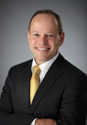 Dematic kündigt Stipendien für die technische Fakultät der University of Waterloo an Bild: Dematic kündigt Stipendien für die technische Fakultät der University of Waterloo an