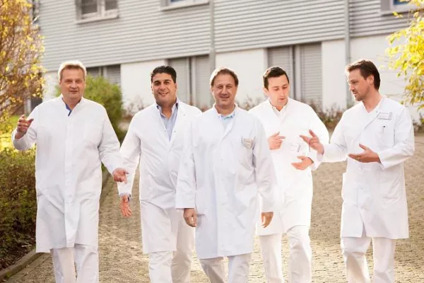 Augusta Kliniken Bochum Hattingen bekommen Zentrum für Plastische/Ästhetische Chirurgie und Handchirurgie Bild: Augusta Kliniken Bochum Hattingen bekommen Zentrum für Plastische/Ästhetische Chirurgie und Handchirurgie