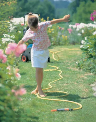Bild: Rechte und Pflichten im Garten