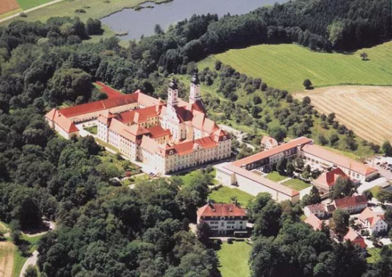 Bild: Engelskinder in Schwaben - Fotografien zur Welt der Putten im Kloster Roggenburg
