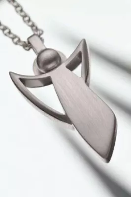 Bild: TARNOKI - Das gibt man neuem Leben mit auf den Weg