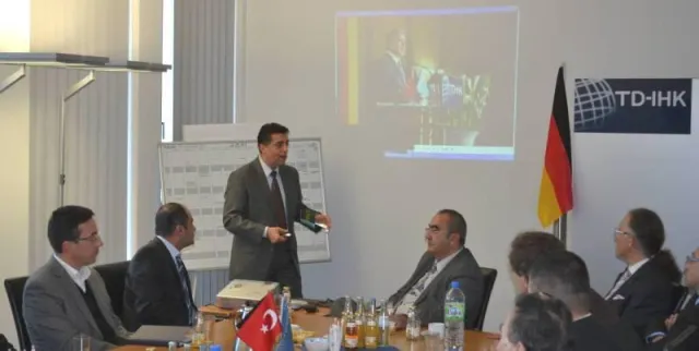 Bild: Delegation aus Istanbul zu Besuch in der Türkisch-Deutschen Industrie- und Handelskammer
