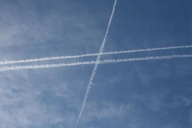 Bild: Chemtrails: Anwaltliches Schreiben an die deutschen Behörden