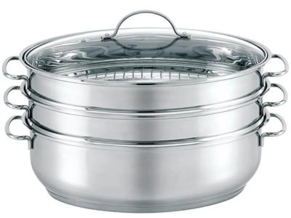 Ovaler Bräter mit Dämpfereinsatz