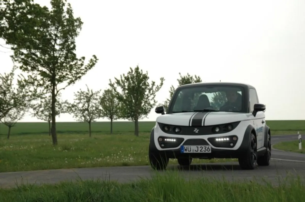 Die Smiles-Mobility-Flatrate ist auch für den Tazzari ZERO Special Edition erhältlich.