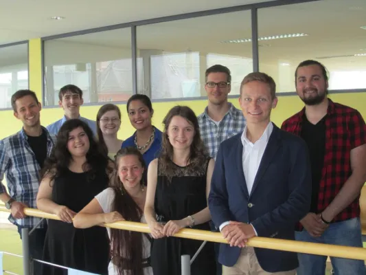 Nach der Schule: Studium? / Programm „Chancen bilden" fördert Potenziale von Jugendlichen Bild: Nach der Schule: Studium? / Programm „Chancen bilden" fördert Potenziale von Jugendlichen