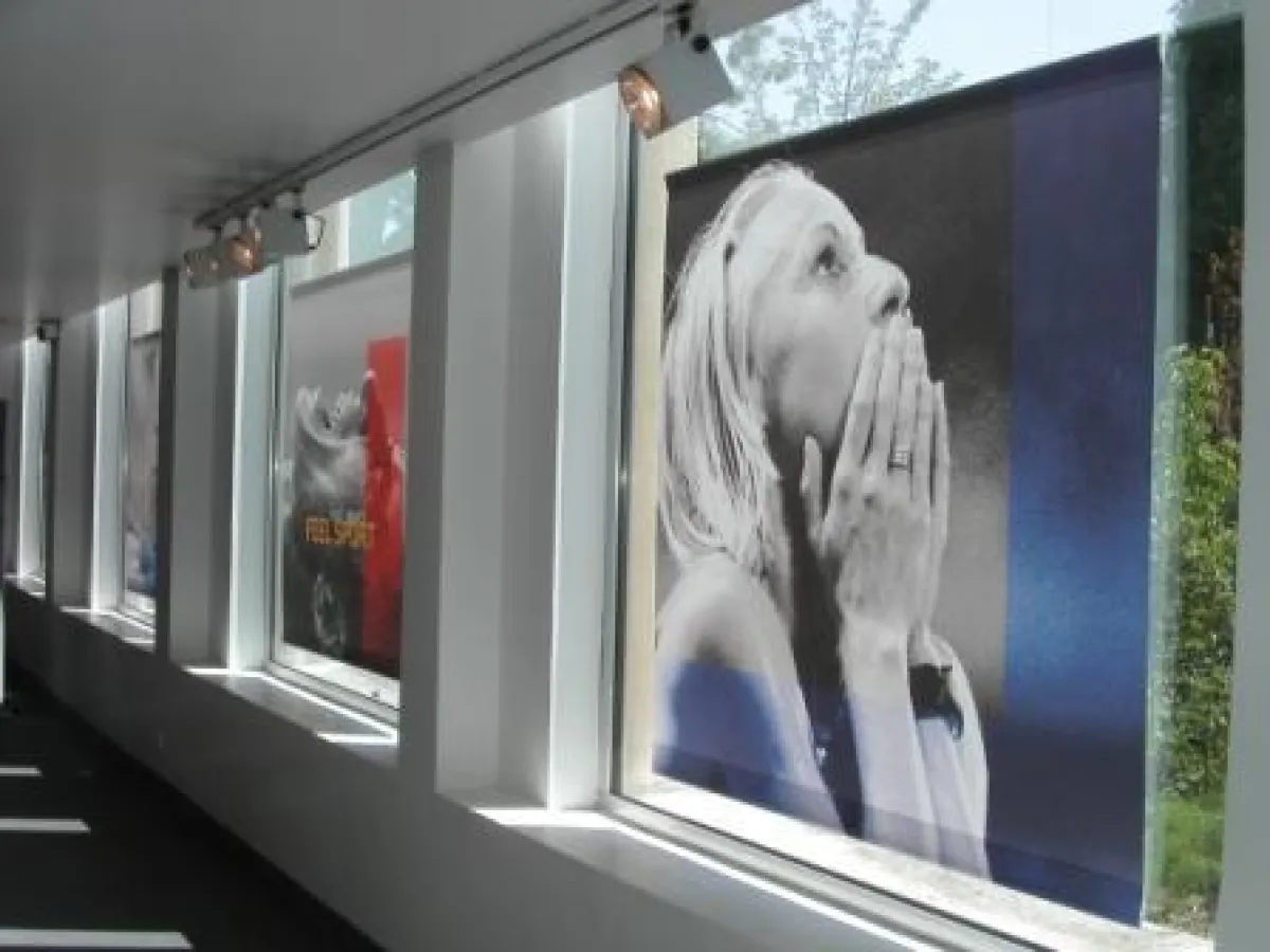 Jet Tex, eine ideale Lösung für Innendekoration und Werbung.