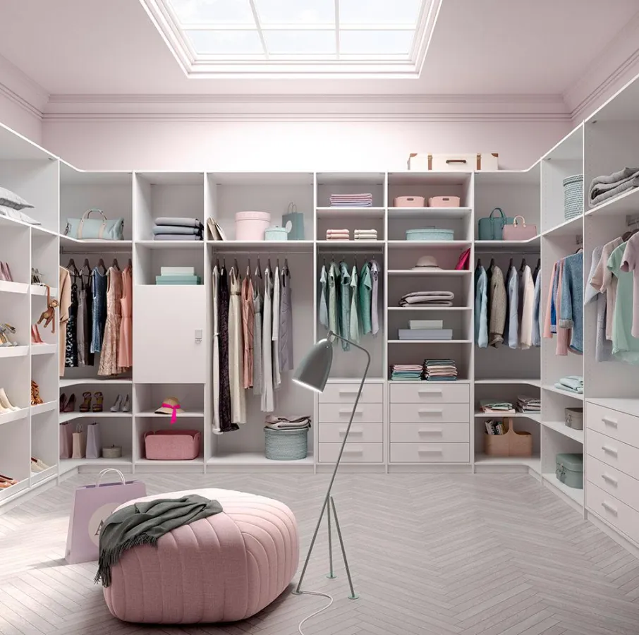 Ecoline - Ein intelligenter Kleiderschrank bereit für den Frühling