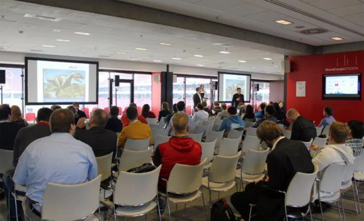 Vorträge im RheinEnergieStadion