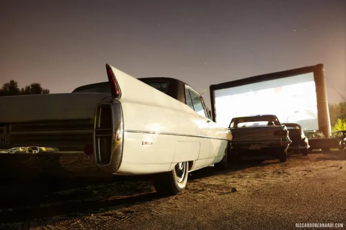 Bild: Autokino in Berlin auf 20.000 m² eröffnet