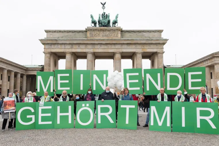 Bild: DGHS-Mahnwache "Mein Ende gehört mir!"