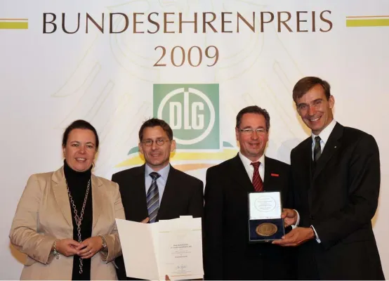 Bild: Saftmanufaktur Rabenhorst mit Bundesehrenpreis geadelt - Überragendes Ergebnis bei DLG-EuroFoodTest 2009