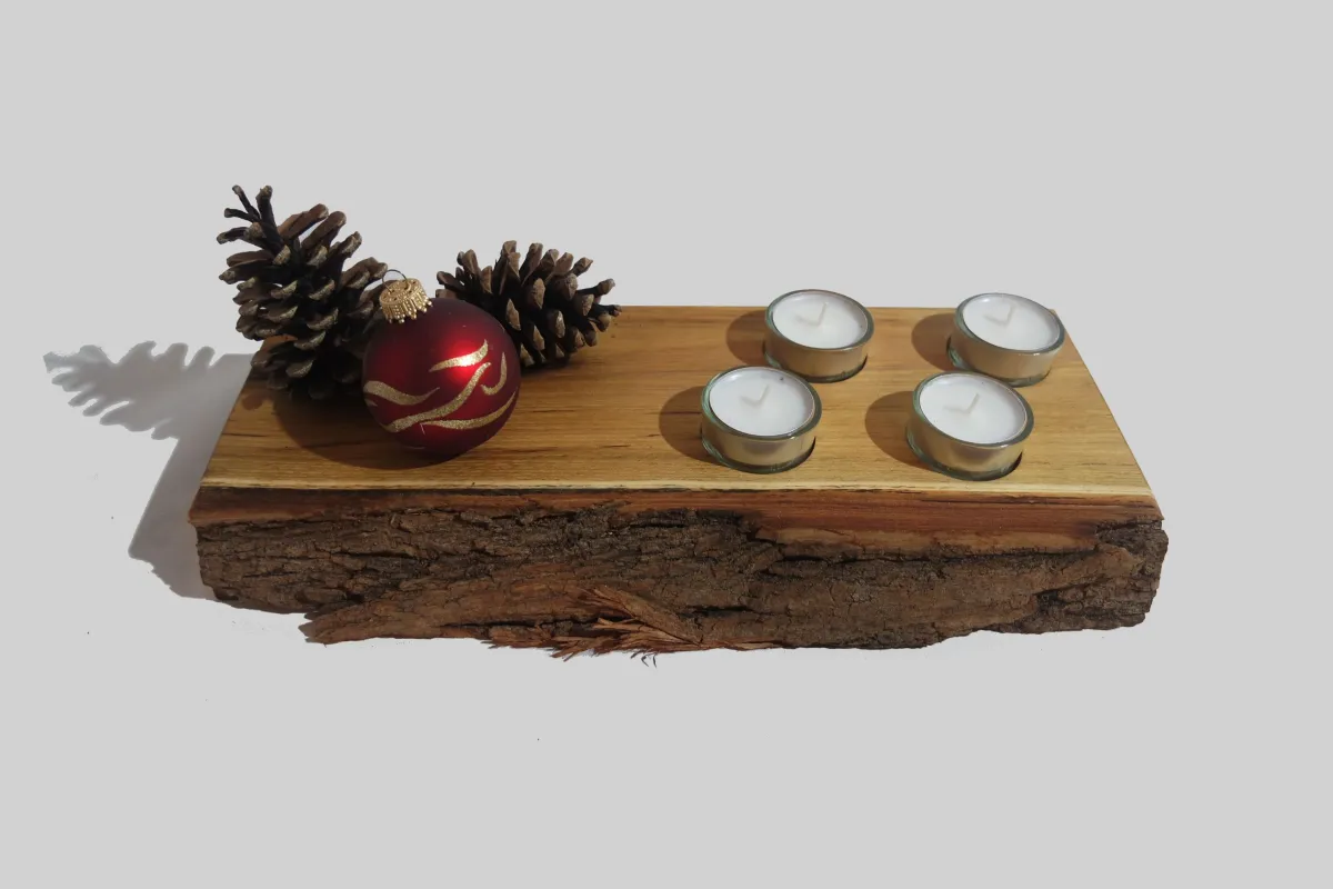weihnachtlich gestalteter Teelichthalter von UnikumHolz