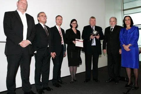 Kompetenzpreis Baden-Württemberg geht an die Paul Hartmann AG Bild: Kompetenzpreis Baden-Württemberg geht an die Paul Hartmann AG