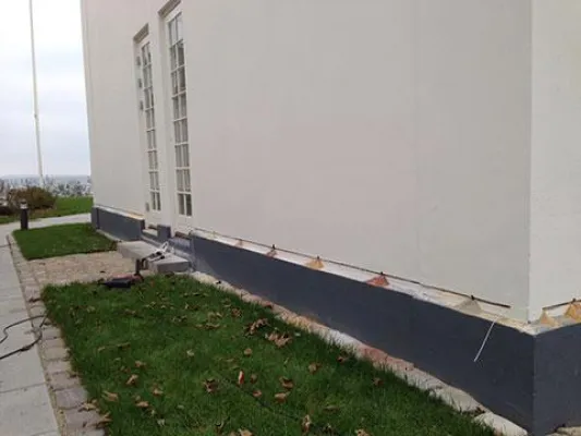 Bild: Feuchtigkeit im Haus?