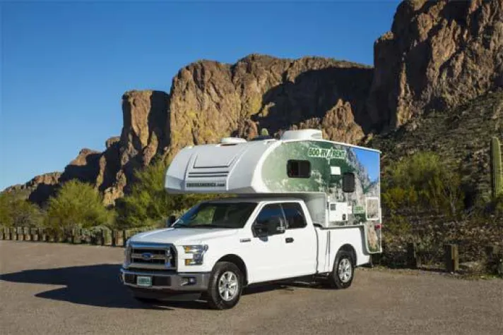 Bild: Cruise America mit neuem Wohnmobil Typ T17 in den USA und Kanada